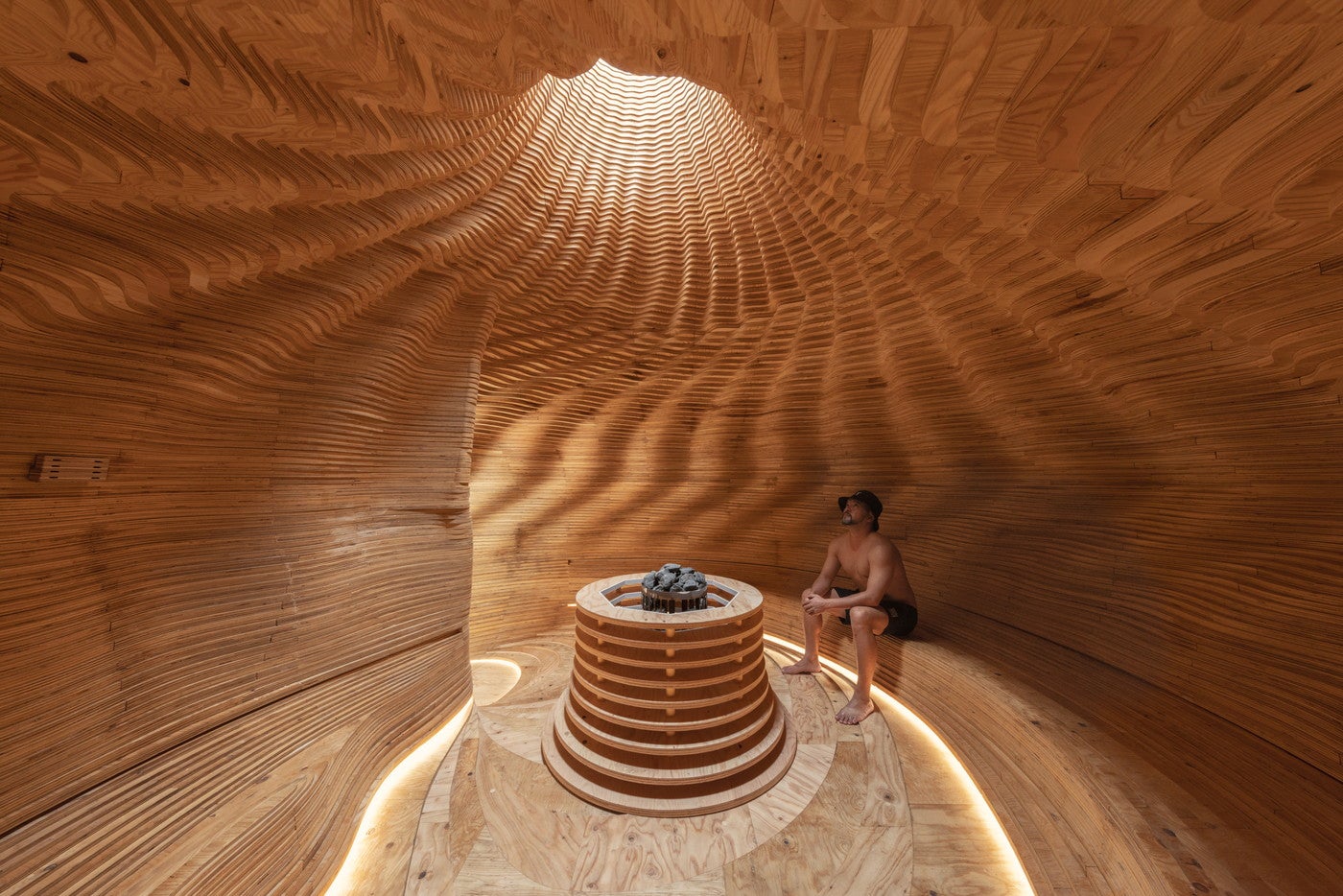 （C） Keishin Horikoshi／SS （C） SS