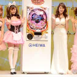 パチンコの新機種「CR ラブ嬢プラス~今夜も、ご延長の方はいかがなさいますか?~」発表会に登場した(左から)鈴木あや、杉原杏璃、原幹恵、みひろ