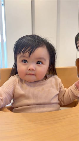 アレクサンダー、次女・グーちゃんにほっこり「お兄ちゃんお姉ちゃんがいて楽しそう」