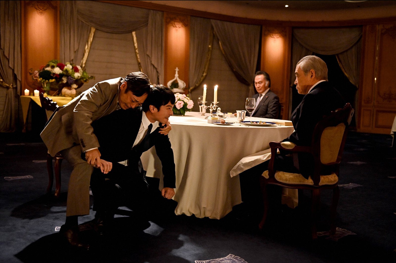 香川照之、堺雅人、柄本明／「半沢直樹」第9話より（C）TBS