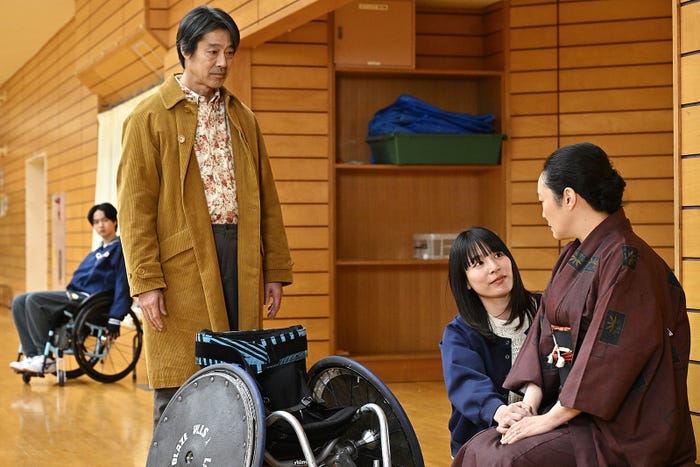 堤真一、生越千晴、西尾まり「GIFT」第4話(C)TBS
