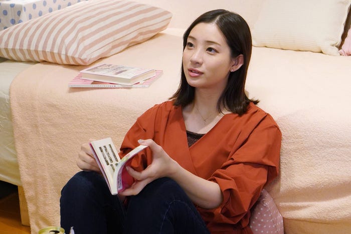 足立梨花(C)フジテレビ