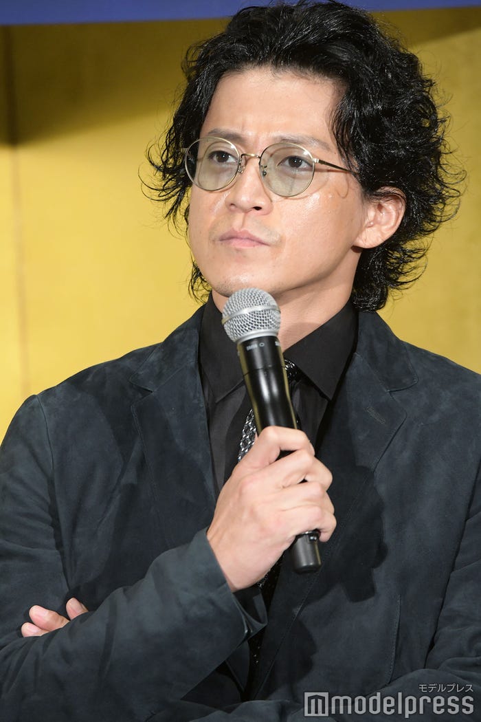 小栗旬(C)モデルプレス