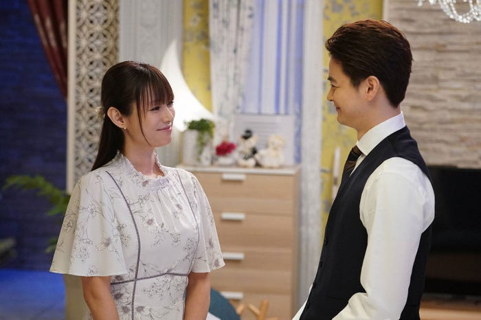 深田恭子、瀬戸康史「ルパンの娘」第3話より(C)フジテレビ