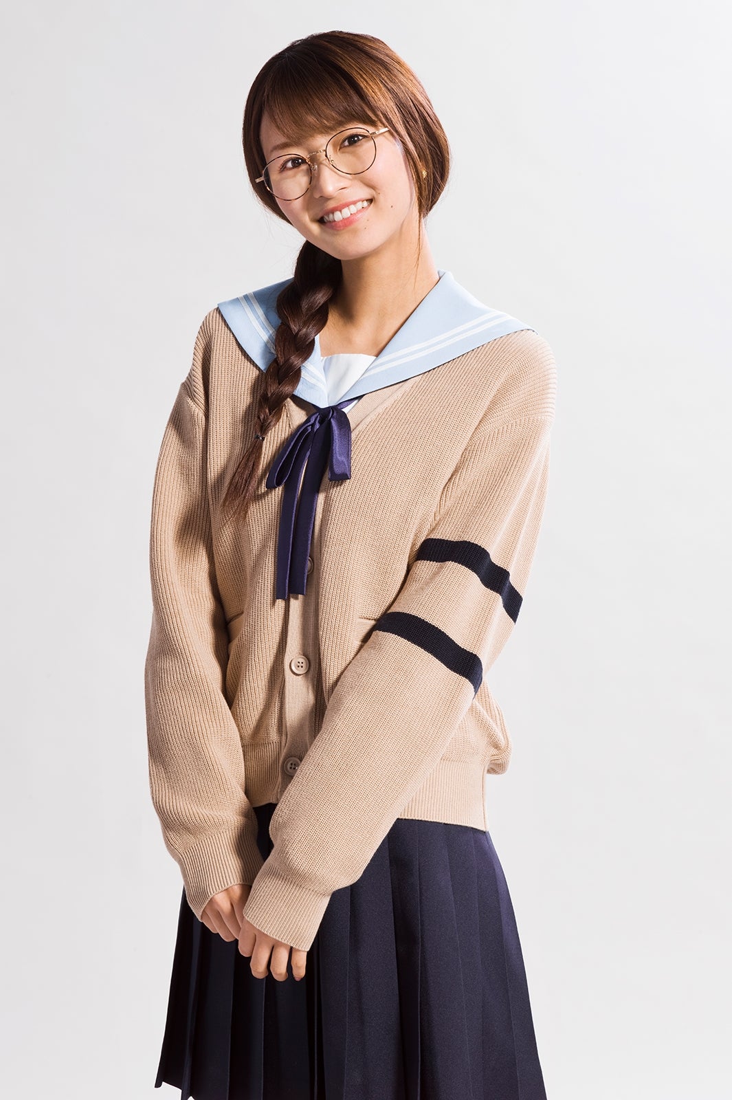 岡崎紗絵“同級生”中川大志の言葉に「安心した」 ミステリアスな女子高生に＜独占コメント＞