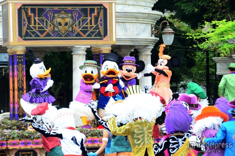 「ニューヨーク・ハロウィーン・フォリーズ」ハッピーエンドを迎える