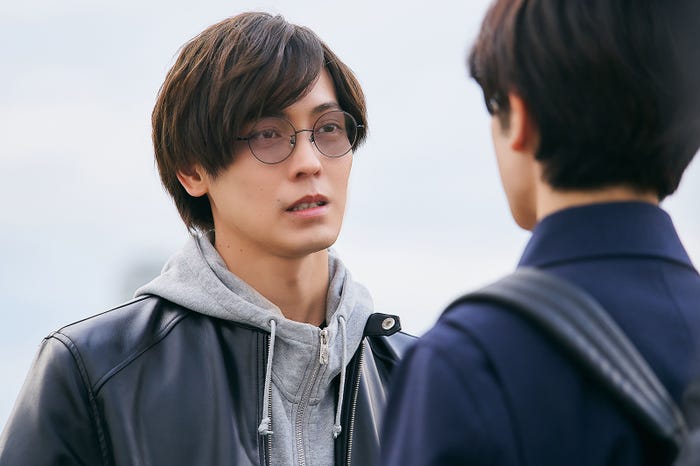 猪塚健太 「飴色パラドックス」第6話より(C)「飴色パラドックス」製作委員会・MBS