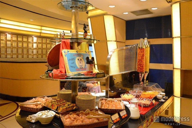 ディズニーアンバサダーホテル内レストラン「シェフ・ミッキー」