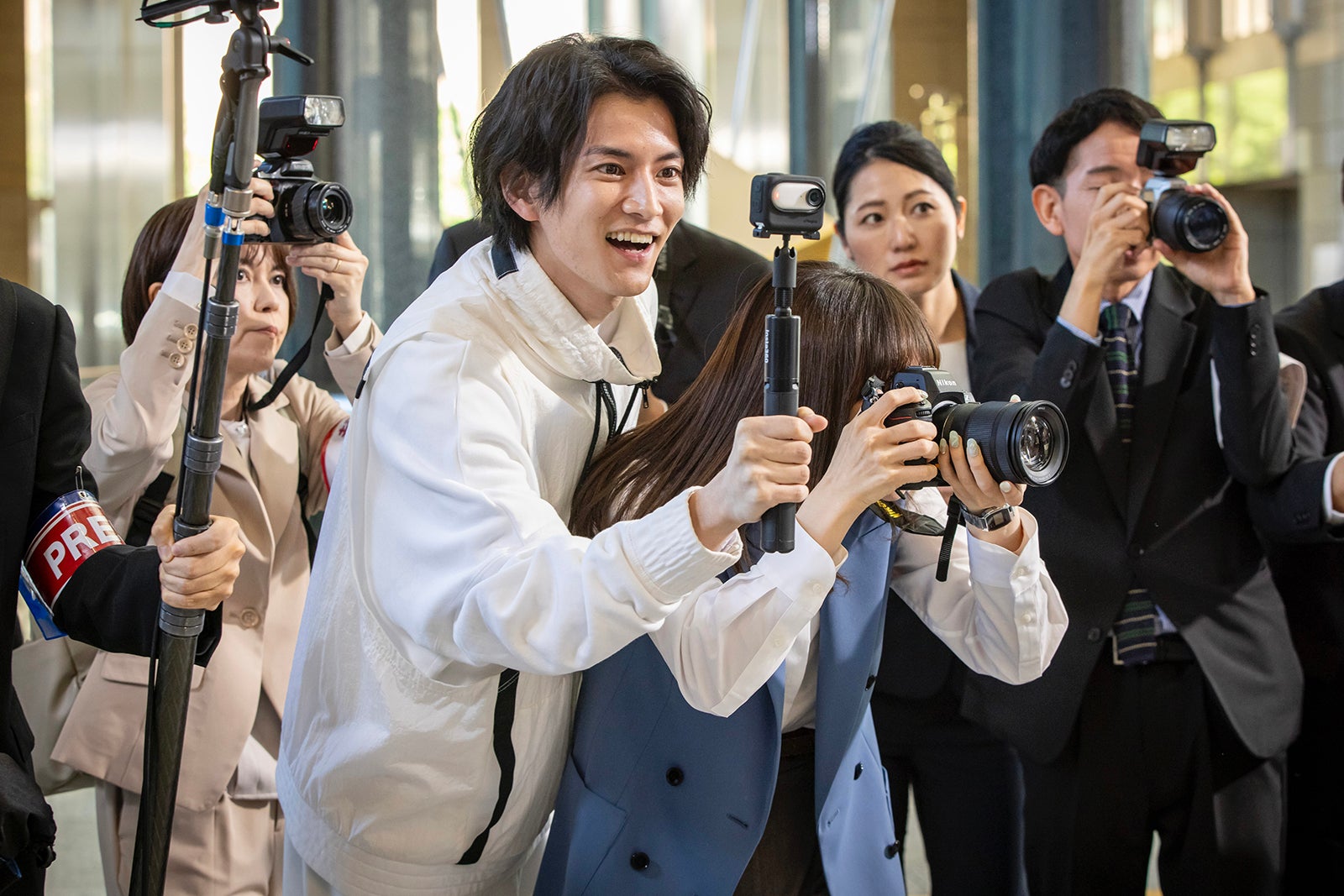 渡邊圭祐、三浦透子「銀河の一票」最終話（C）カンテレ・フジテレビ