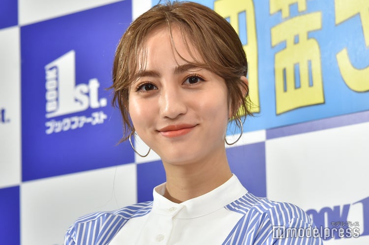 画像1 2 堀田茜 オン眉ツインテールショット公開 アップするのに勇気がいりました モデルプレス