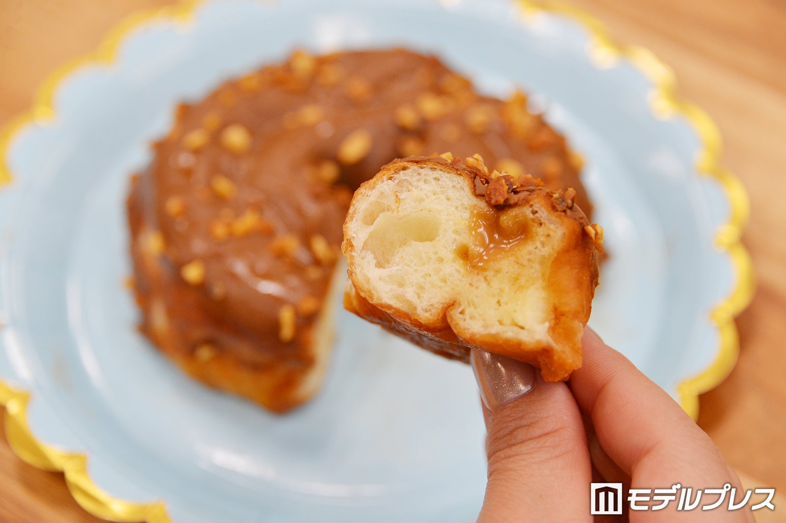 （C）モデルプレス