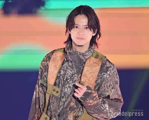 「わた婚」で“結婚生活中”百瀬拓実、ギャップで魅了【GirlsAward 2024 S/S】