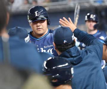 西武が2位確定！ロッテに快勝でCS1stステージ・日本ハム戦はベルーナD開催に