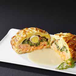 サーモンのパイ包み焼き¥2,800/画像提供:フォション