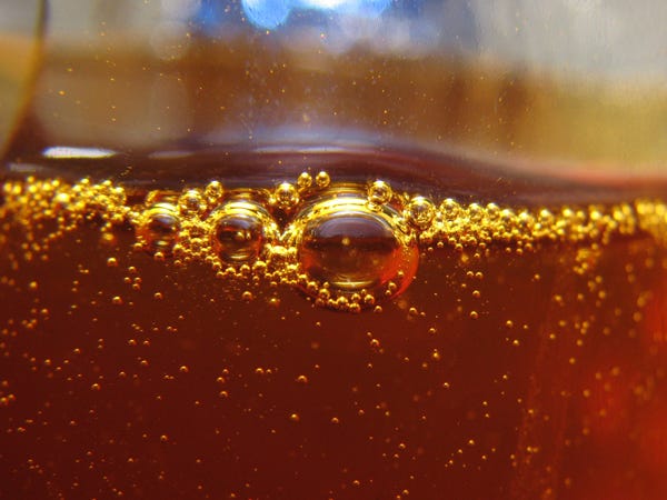 オーガニックの味わいそのまま/bubbles in honey by Lindsey Bieda