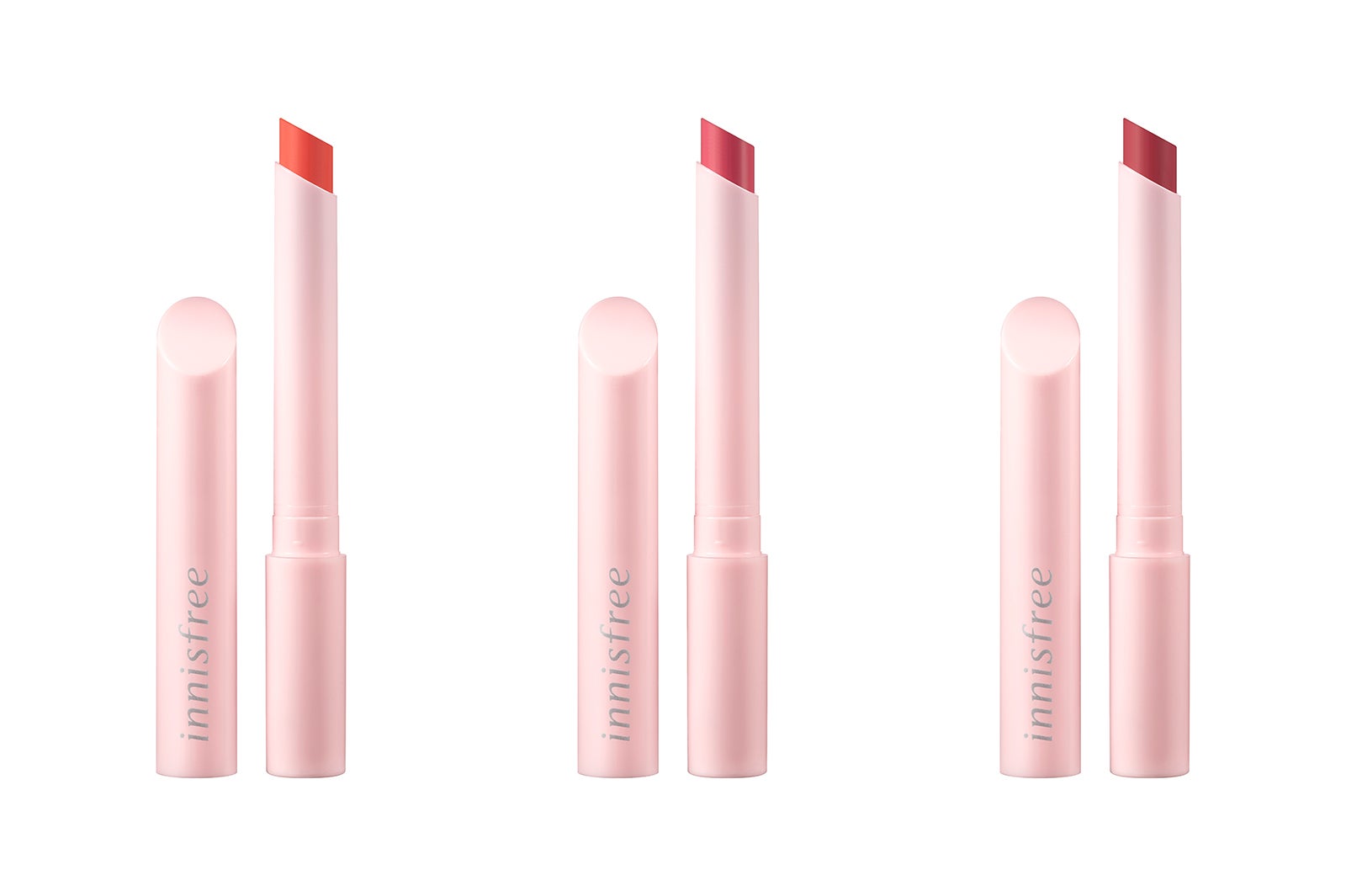 チェリーブロッサム リップティンテッド スティック（左から＃1、＃2、＃3）／画像提供：イニスフリー