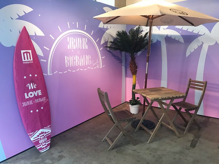 大阪(心斎橋)「Wカフェ」(画像提供:avex)