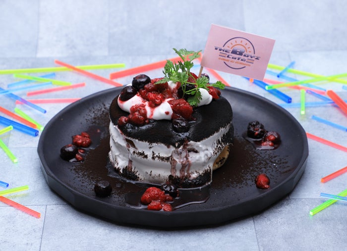 THE BerryZ パンケーキ 1,299円(税込1,429円)/画像提供:レッグス
