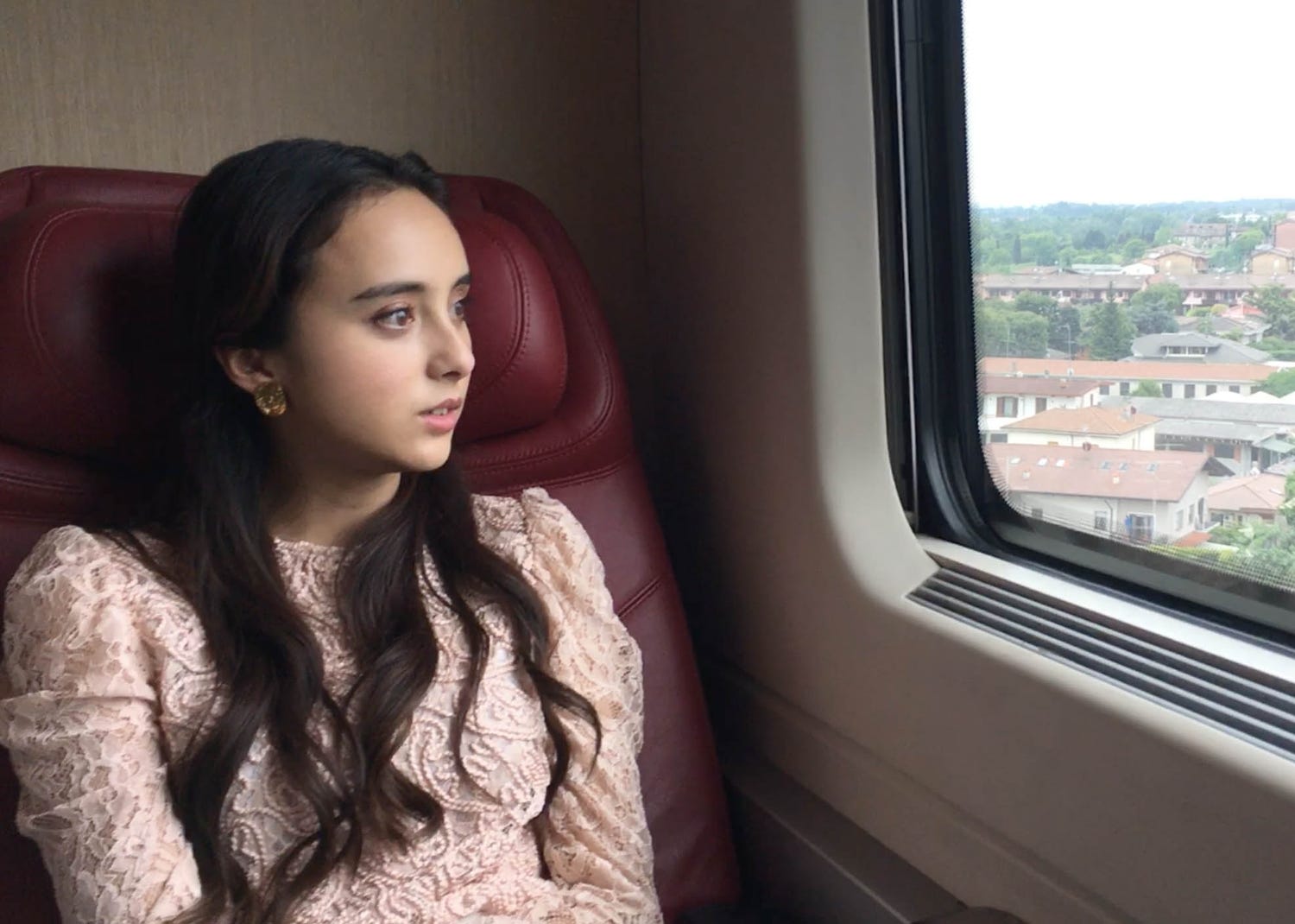 石田ニコル、胸キュンな“13の幸せ”とは 初のイタリア旅で水の都・愛の都を巡る