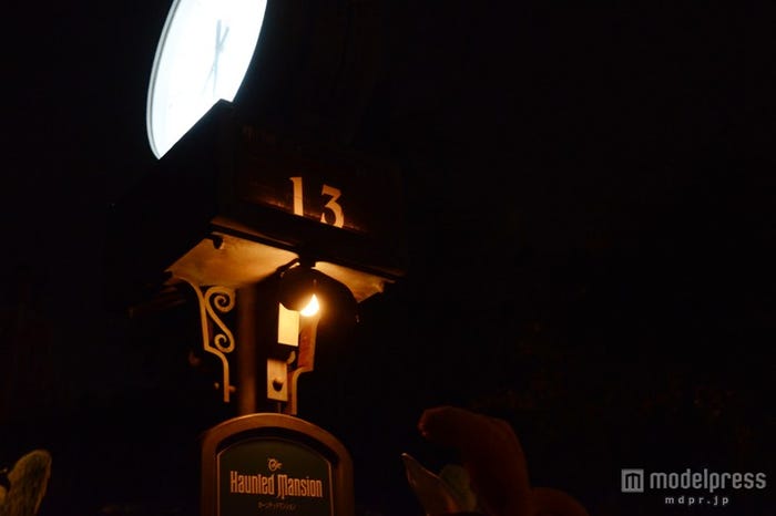 13の表示「ホーンテッド・マンション」/TDL