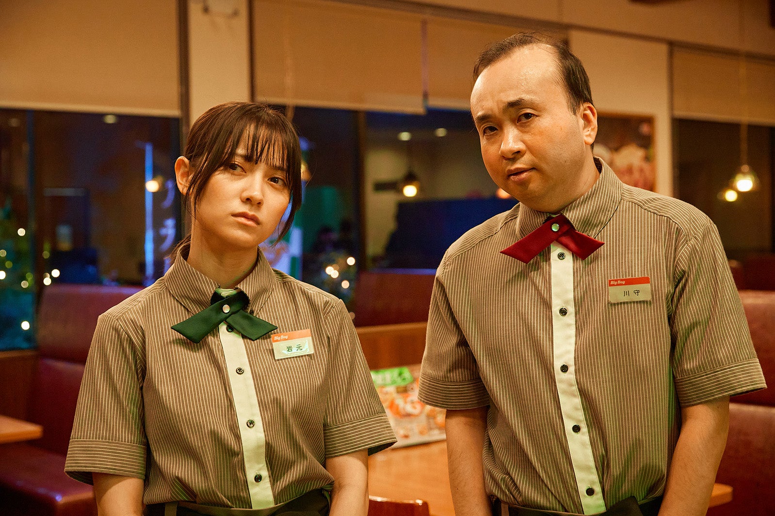 （左から）桃月なしこ、小林大介（C）石原まこちん／フジテレビ