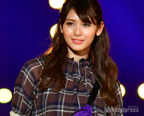 “リア・ディゾンの再来”アンジェラ芽衣、ハーフアップ髪も可愛い SEXYだけじゃない魅力溢れる<TGC2018A/W>