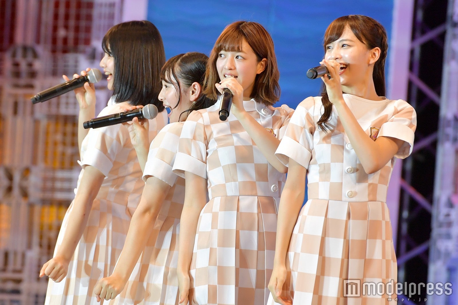 乃木坂46（C）モデルプレス