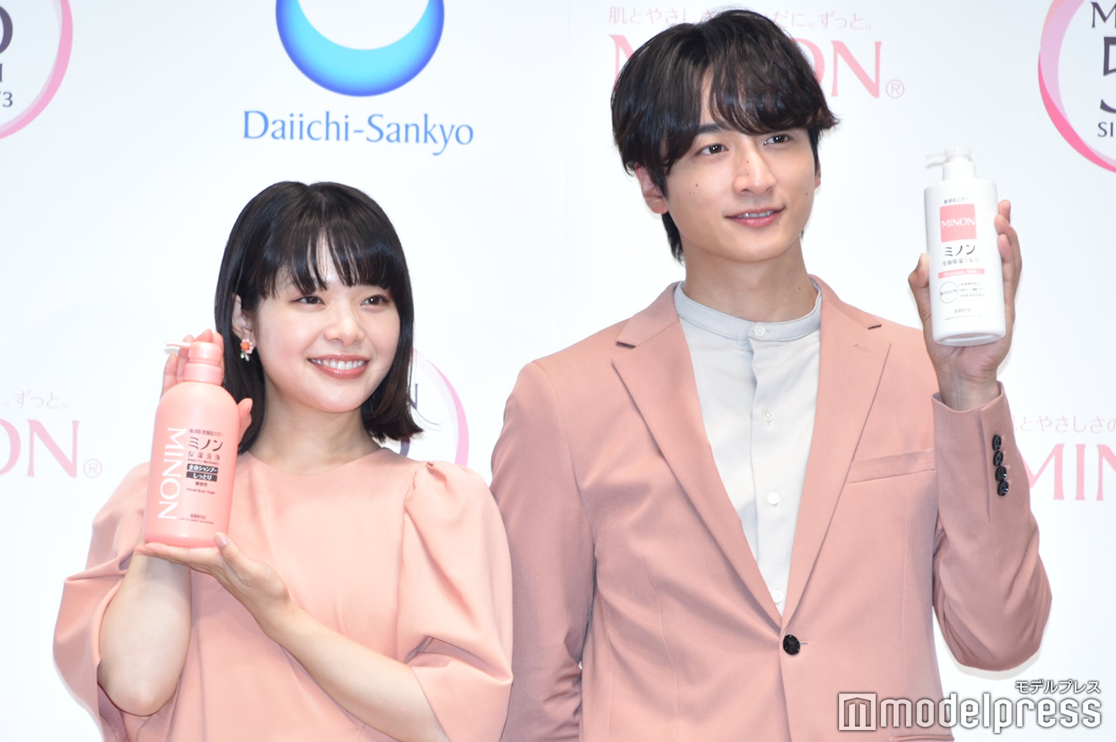 岸井ゆきの、小関裕太（C）モデルプレス