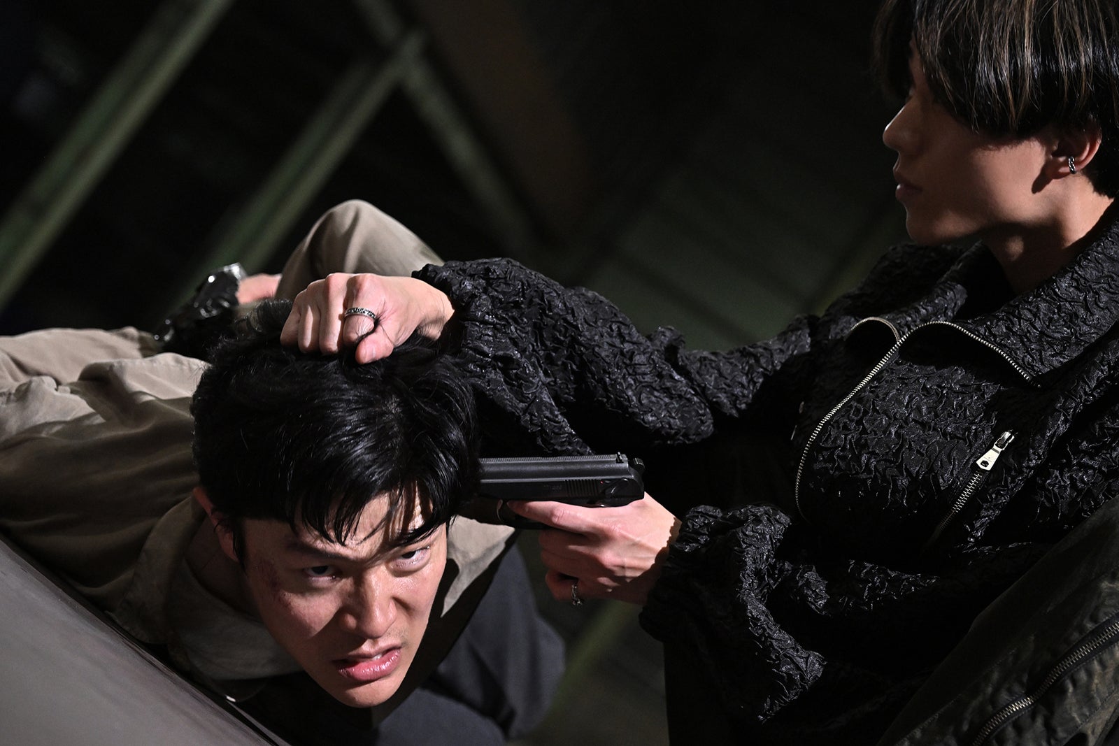 鈴木亮平、永瀬廉「リブート」第6話（C）TBS