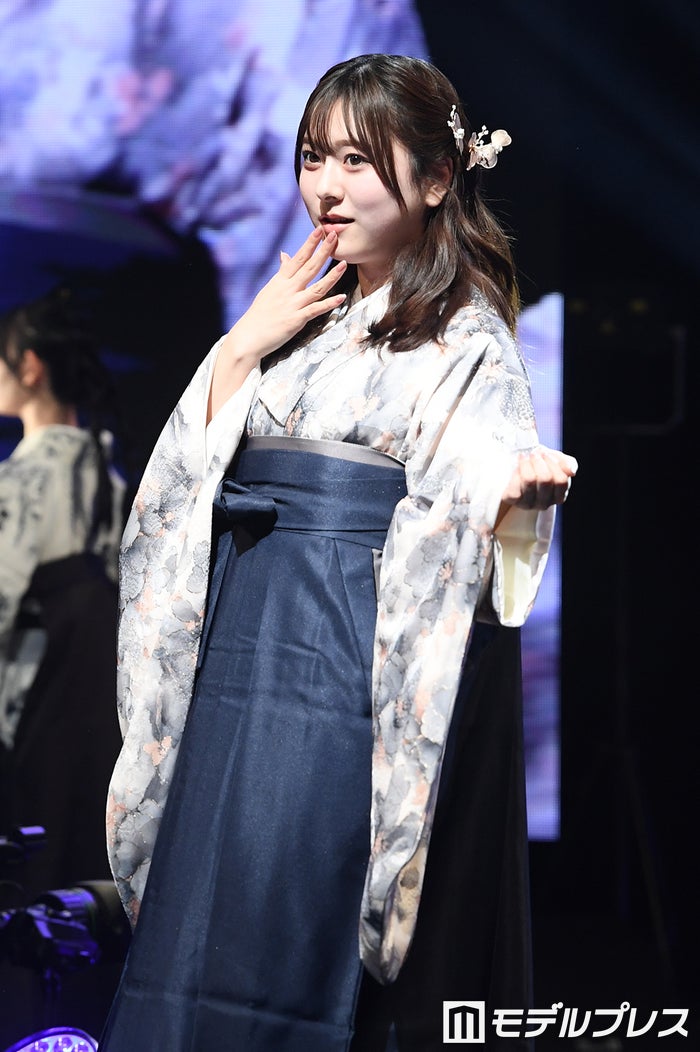 「今日好き」寺島季咲、袴姿で微笑む「お姫様みたい」「キュンとした」【学生ランウェイ】