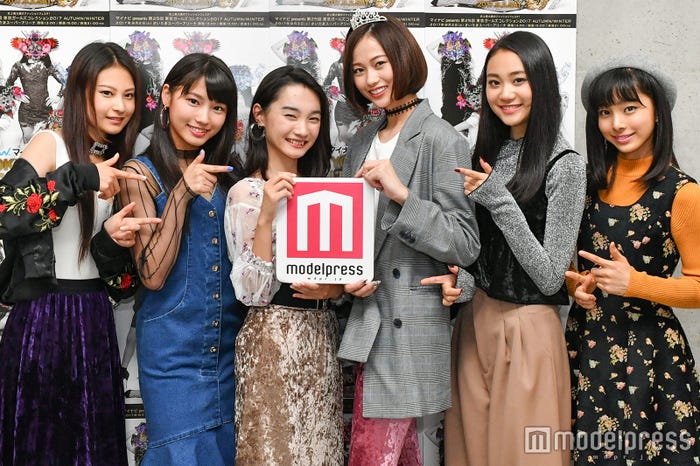 (左から)梶川永遠さん、古田愛理さん、新野尾七奈さん、阿部桜子さん、坂田琴音さん、栗田桃花さん