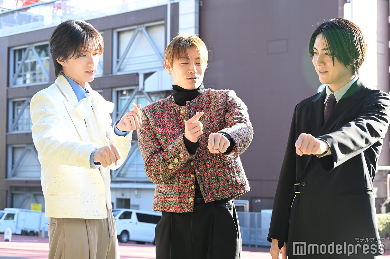 山中柔太朗、高松アロハ、八重樫風雅監督（C）モデルプレス