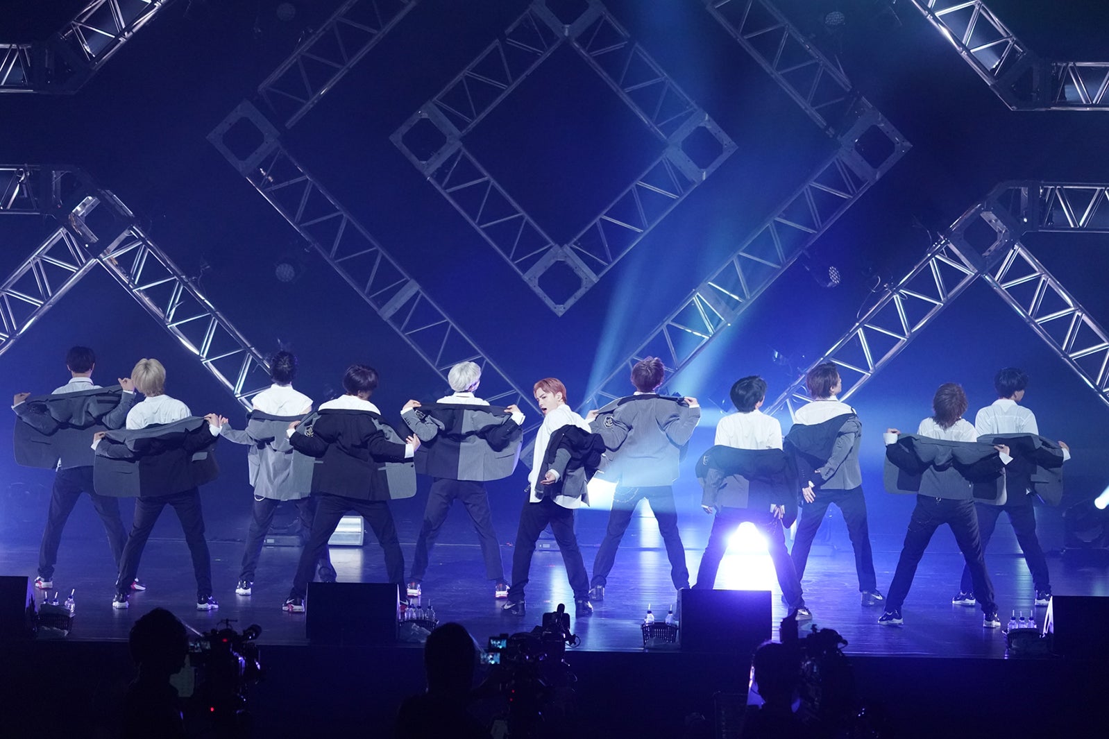 JO1 2ndシングル『STARGAZER』ショーケースイベント（C）LAPONE ENTERTAINMENT