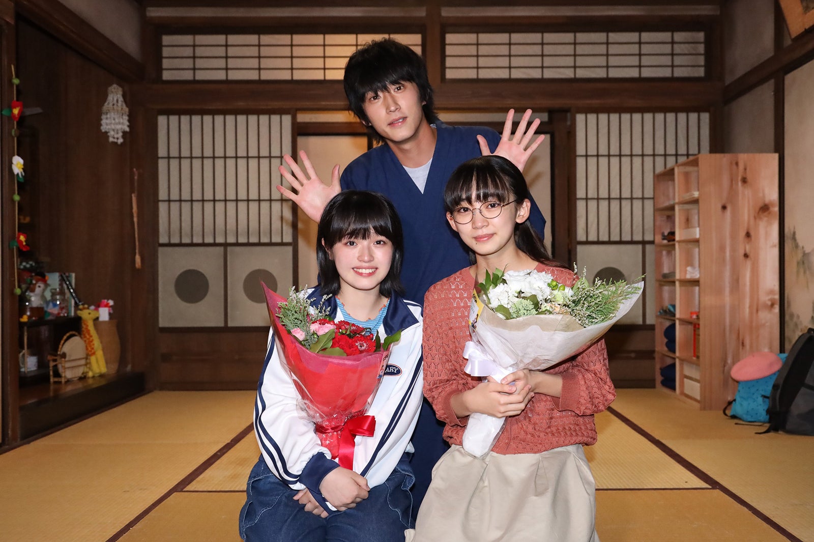 （左から）豊嶋花、杉野遥亮、近藤華（C）フジテレビ