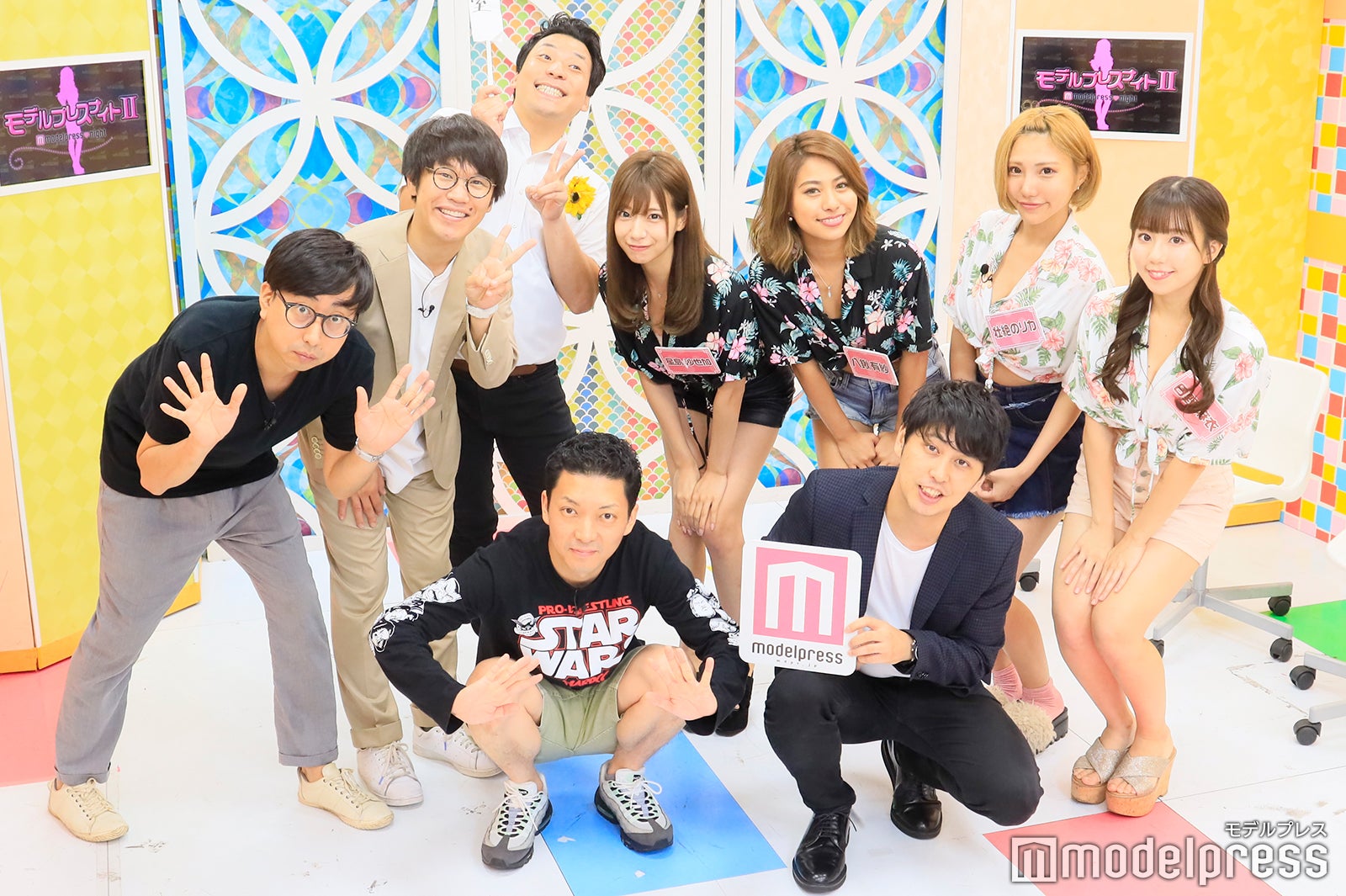 （前列左から）ニューヨーク（後列左から）おいでやす小田、インディアンス、星島沙也加、八鍬有紗、壮絶のリカ、日野麻衣 （C）モデルプレス