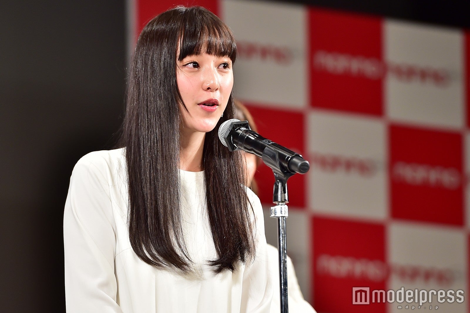 （C）モデルプレス