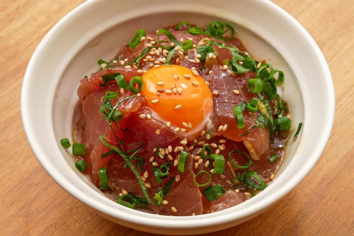 合法サーモン丼