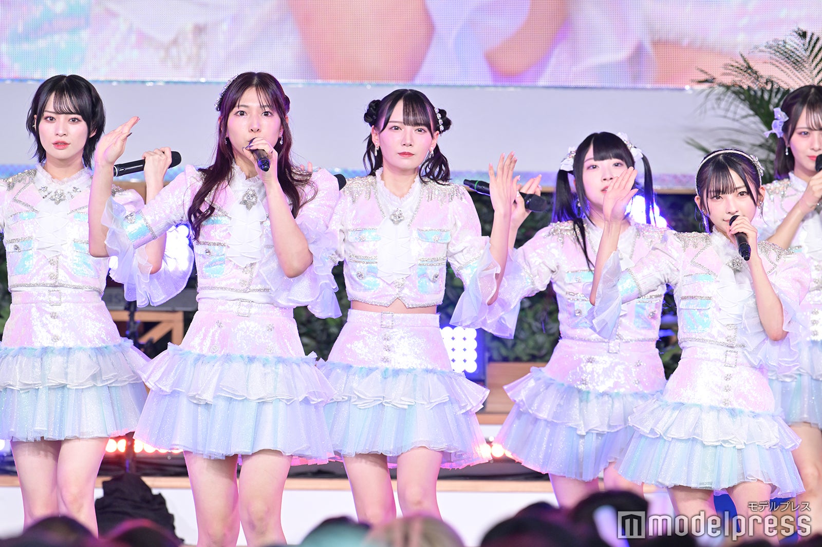 ≠ME（C）モデルプレス