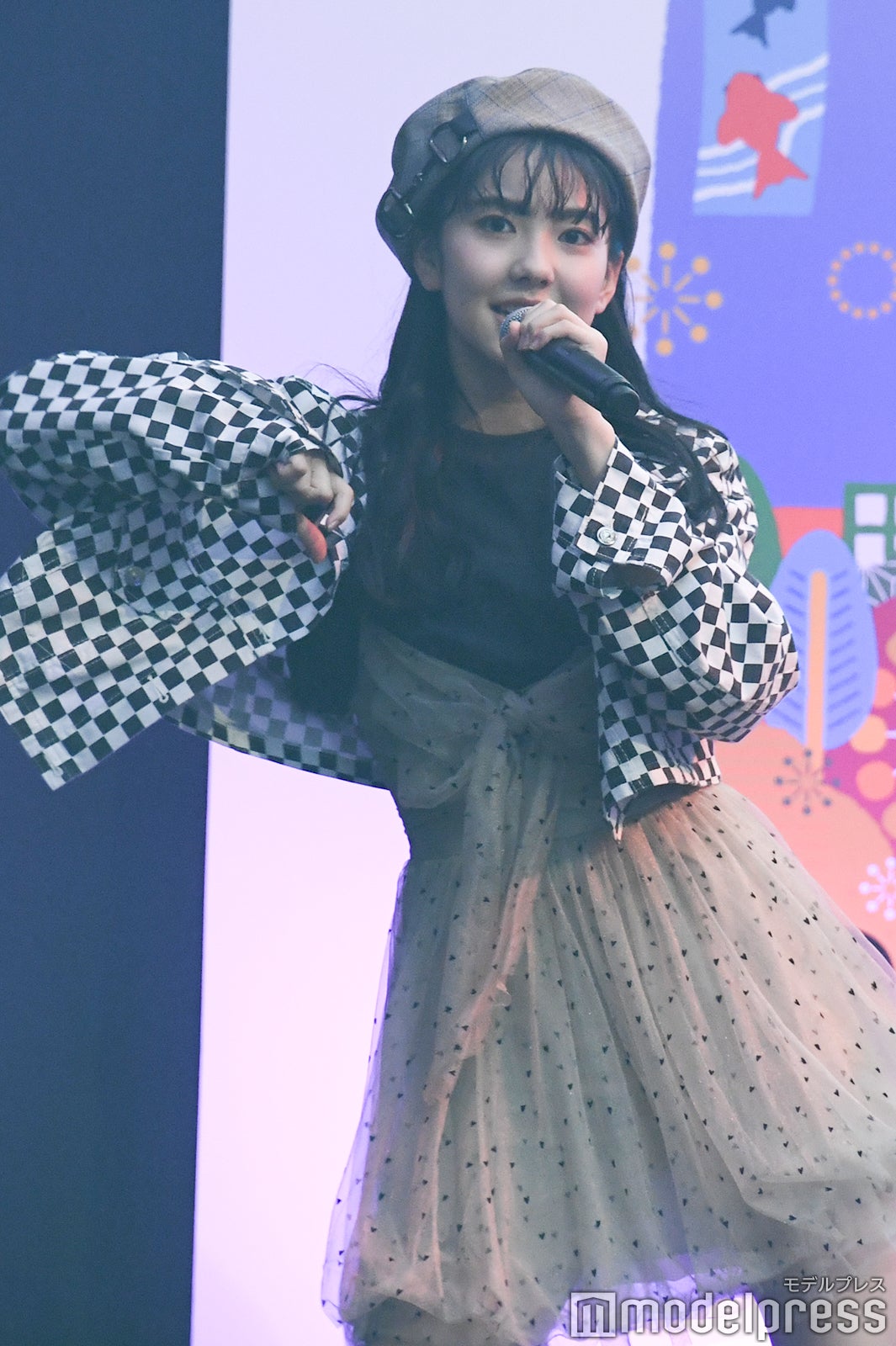 Girls2 （C）モデルプレス