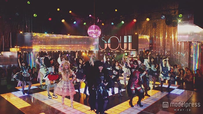 AKB48「ハロウィン・ナイト」MVより