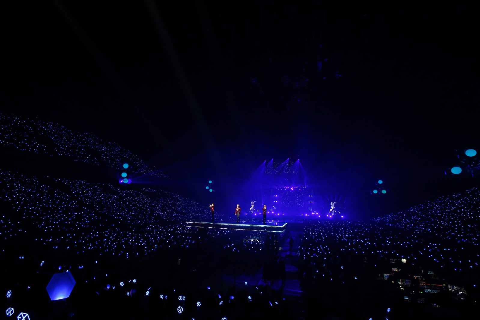  EXO-CBX※写真はさいたまスーパーアリーナ公演（提供写真）