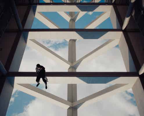 米津玄師、新曲「M八七」MV公開“圧倒的な映像美”に フル尺も解禁