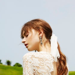 結婚式のドレス、2着目は何色を着る?最近は“オールホワイト”という選択も