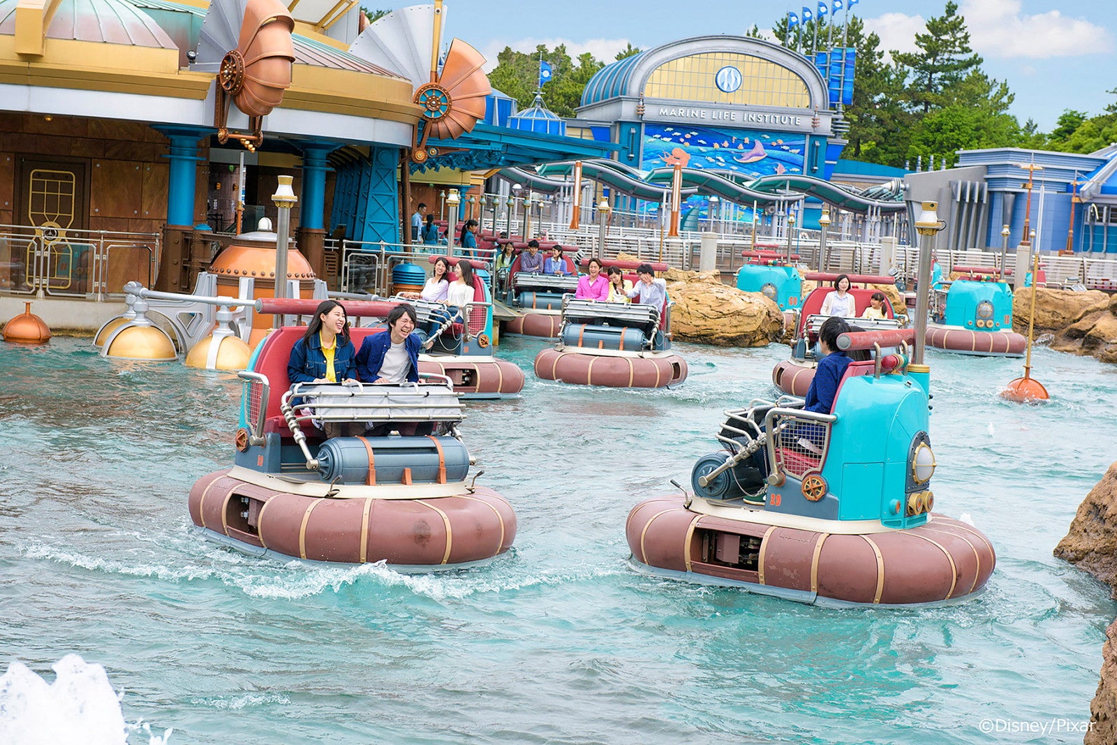 アクアトピア“びしょ濡れ”バージョン（C）Disney