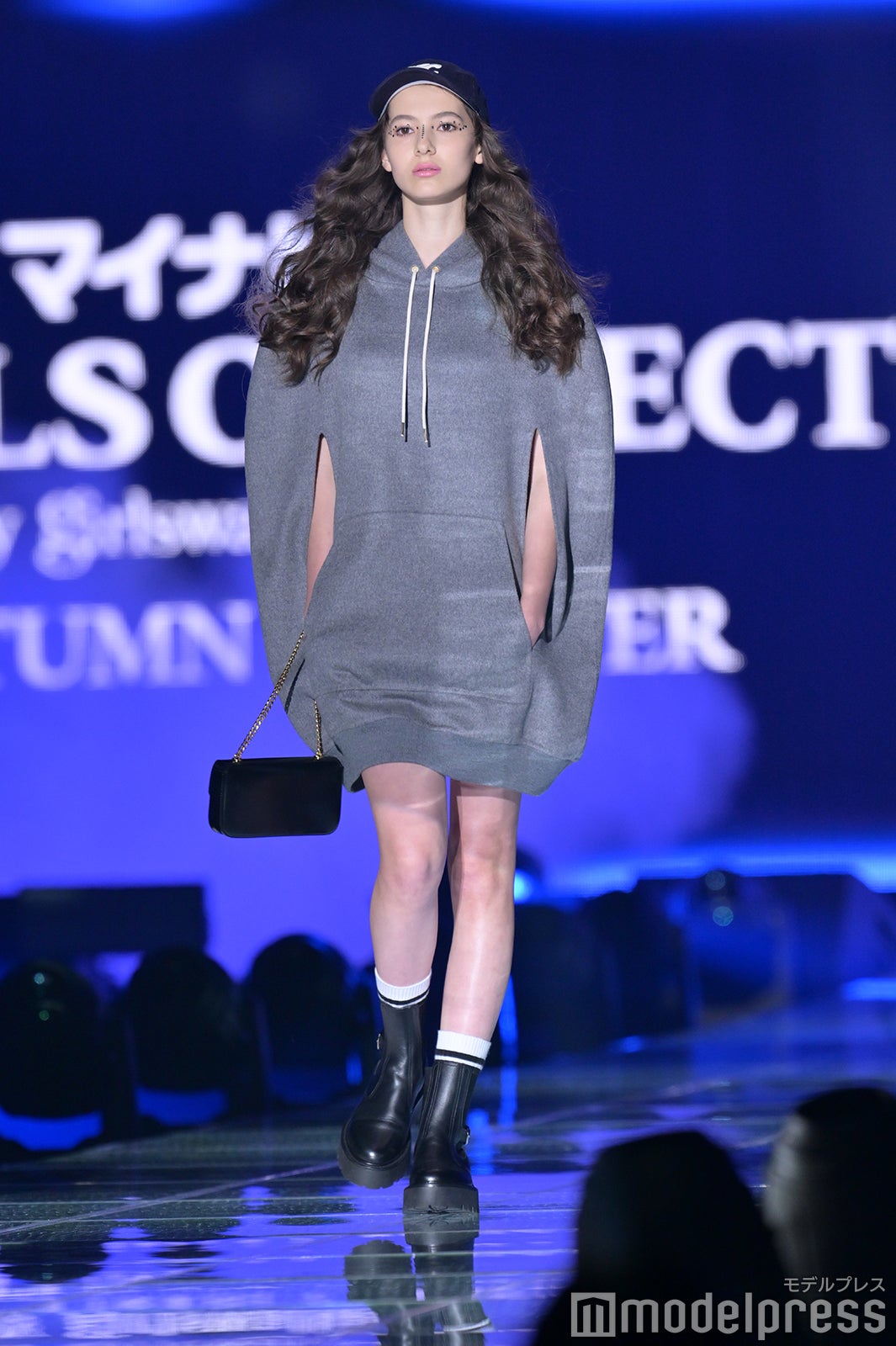 （C）モデルプレス