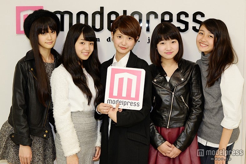 生見愛瑠さん、和田優香さん、塗木莉緒さん、北村來嶺彩さん、涼海花音さん