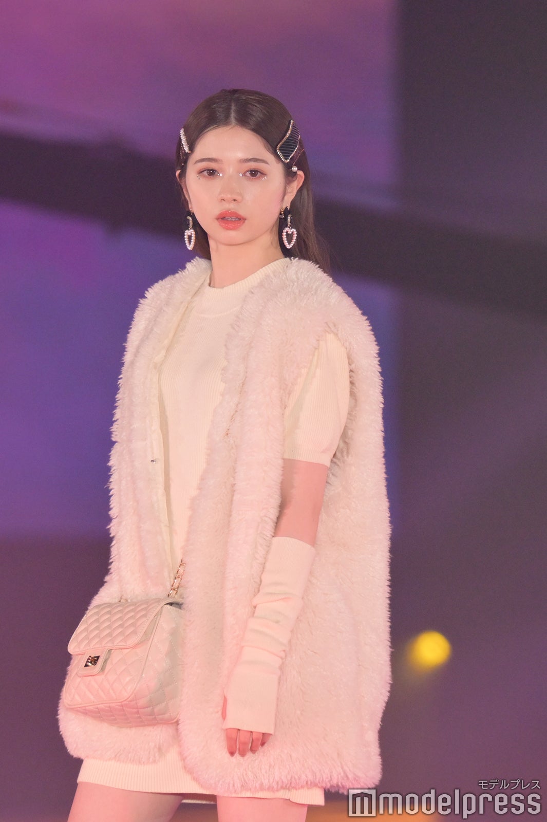 （C）モデルプレス