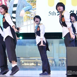 M!LK「そうだよアホだよ~!」軟式globeと異色コラボ “疾走”尽くしでファン熱狂<セットリスト>