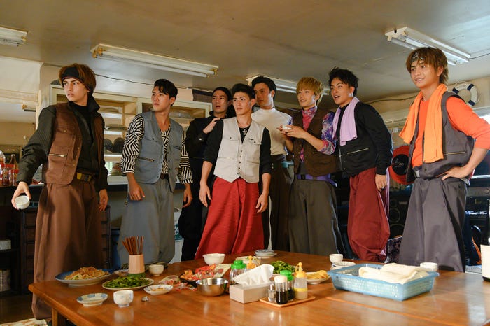 「全日土木」メンバー (C)2020「PRINCE OF LEGEND」製作委員会