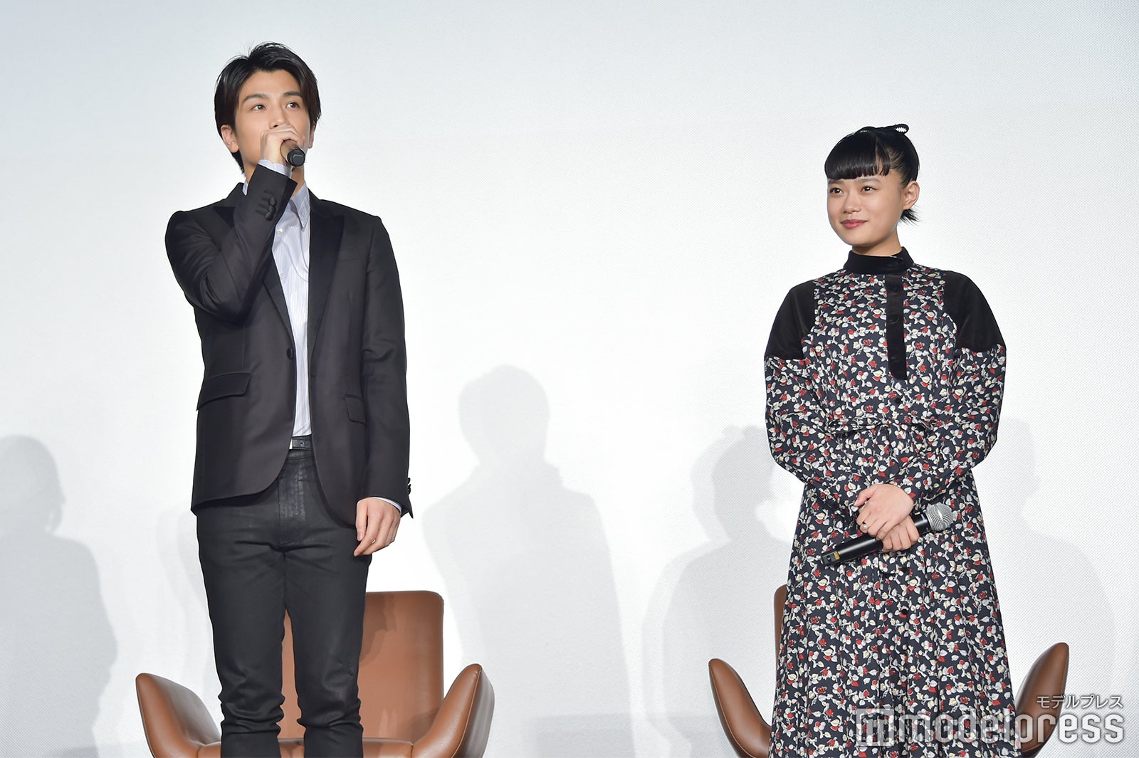 岩田剛典、杉咲花 （C）モデルプレス